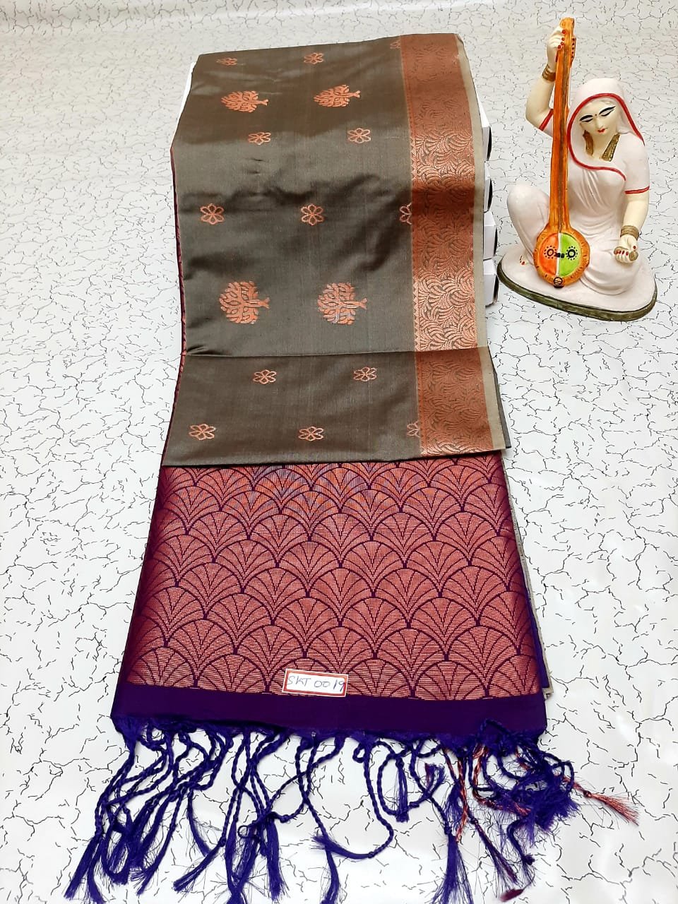 WhatsApp Image 2026-01-30 at 1.55.40 PM (1) LUSTROUS SOFT SILK SAREE - Image 1