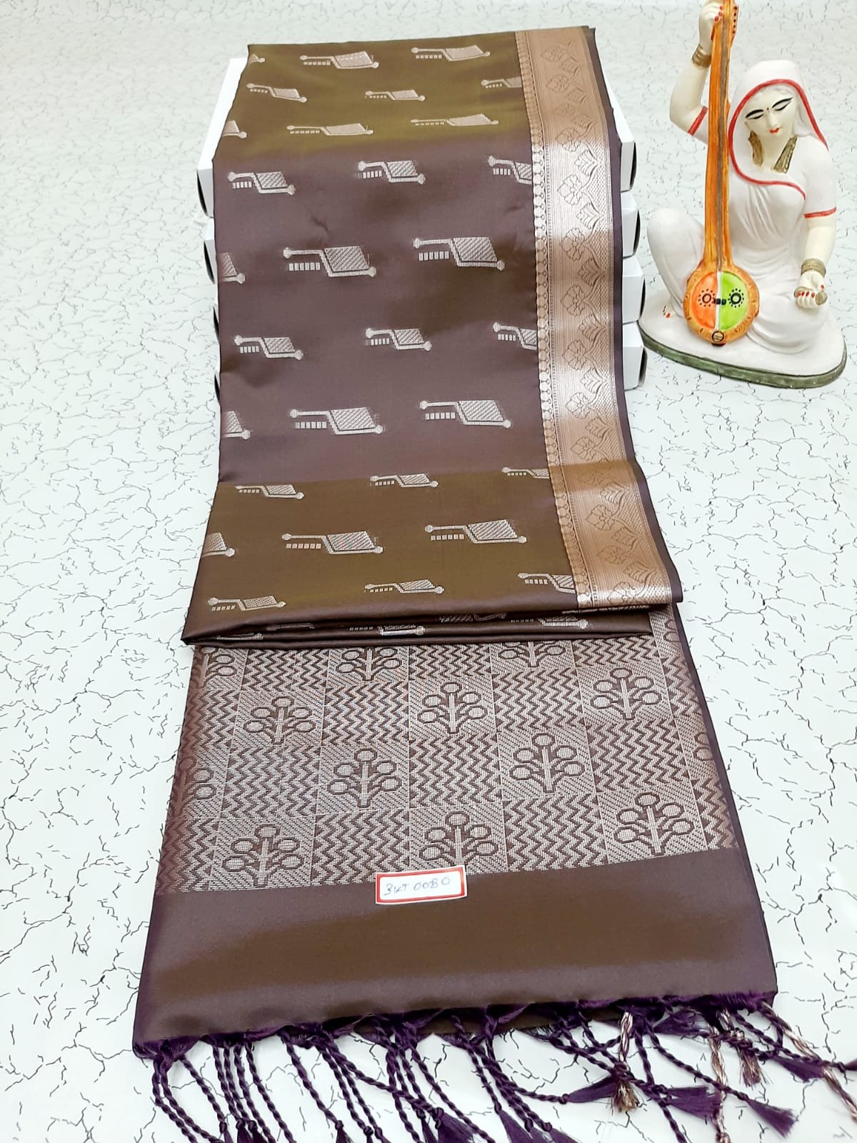 WhatsApp Image 2026-02-04 at 6.28.53 PM (1) ROYAL ZIG-ZAG SOFT SILK SAREE - Image 1