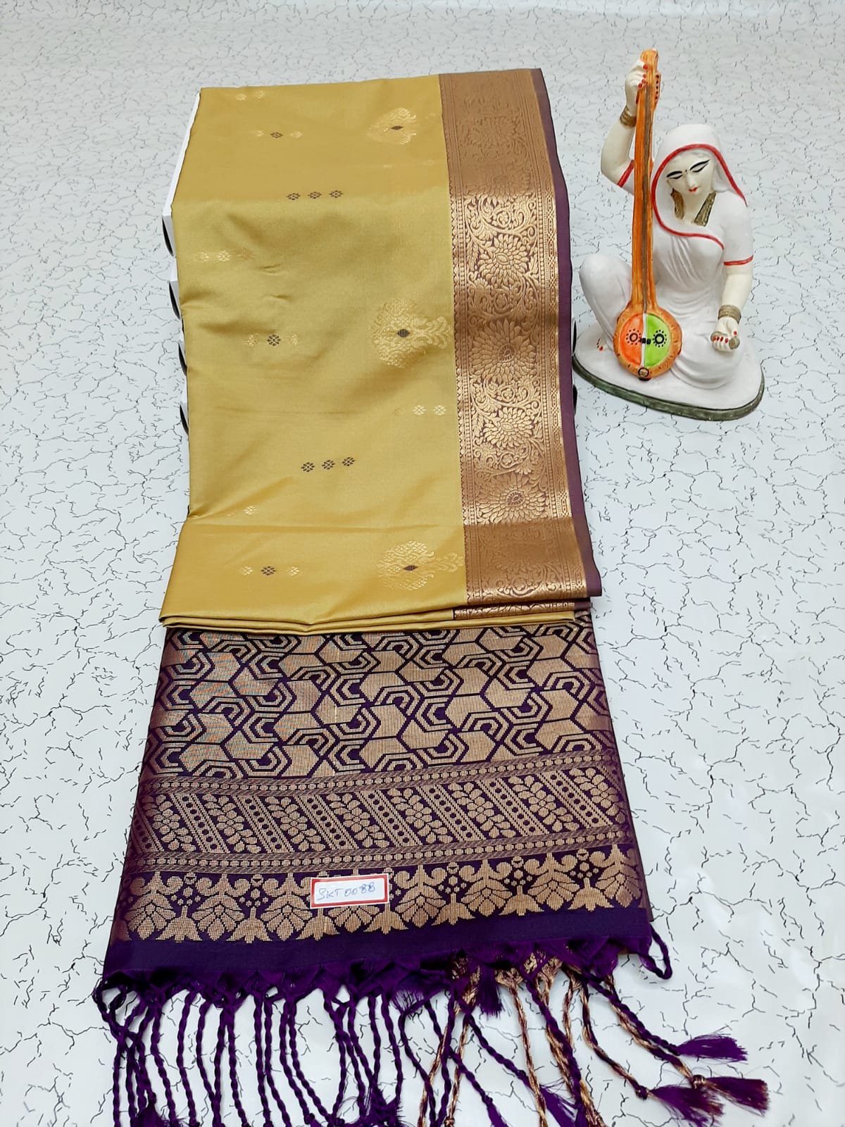 WhatsApp Image 2026-02-04 at 6.31.03 PM (1) FLORAL LATTICE SILK - Image 1