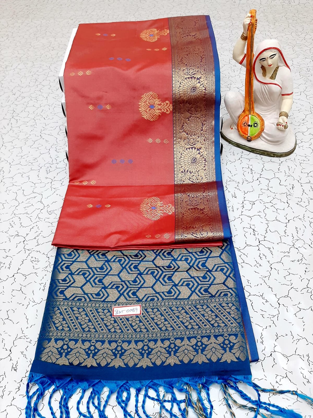WhatsApp Image 2026-02-04 at 6.31.04 PM FLORAL LATTICE SILK - Image 1